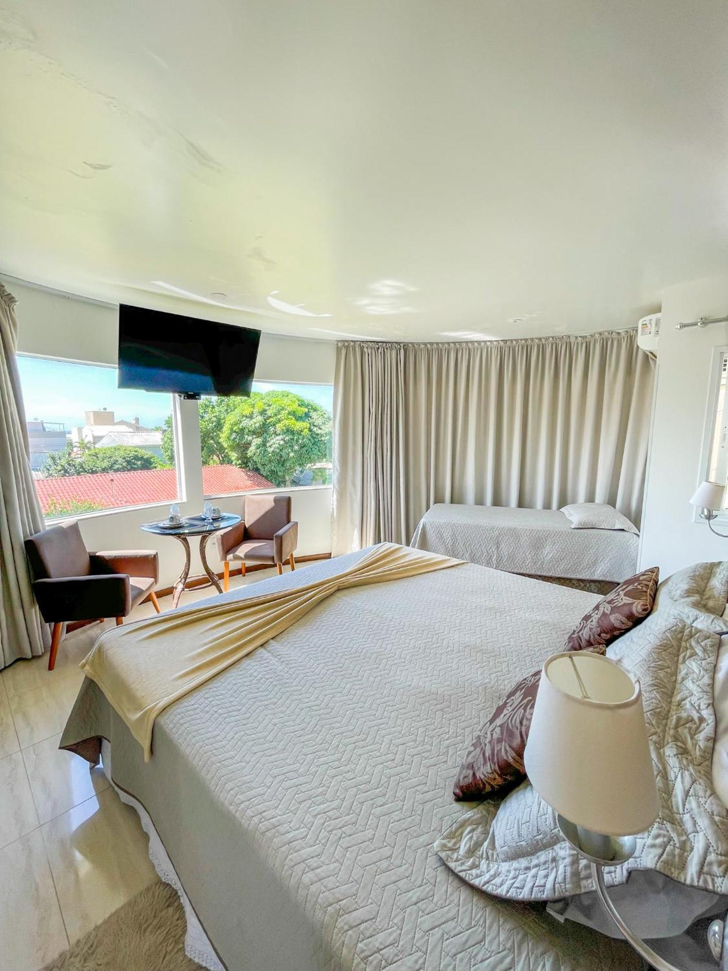 La Plage Residence Garopaba Bagian luar foto